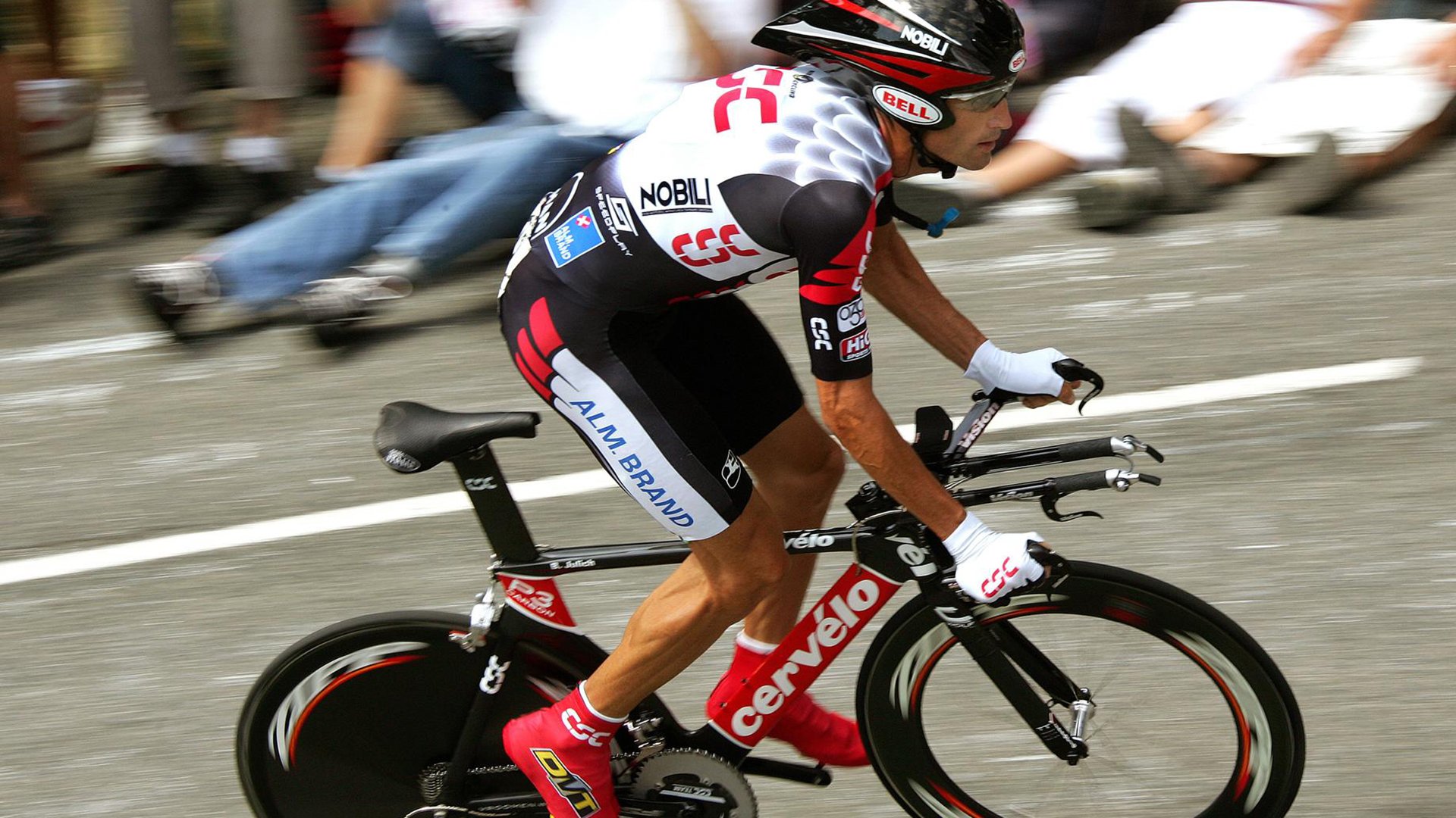 冰与火的碰撞，印尼绝杀日本，安赛龙点燃赛场之夜